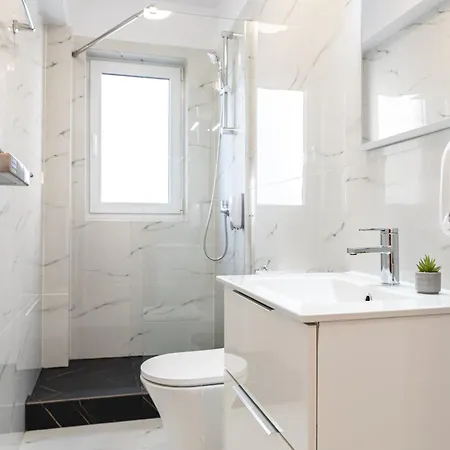 Romantic Jacuzzi Apartment