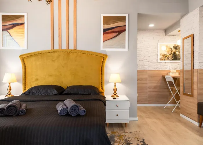 Romantic Jacuzzi Daire Kaloşvar